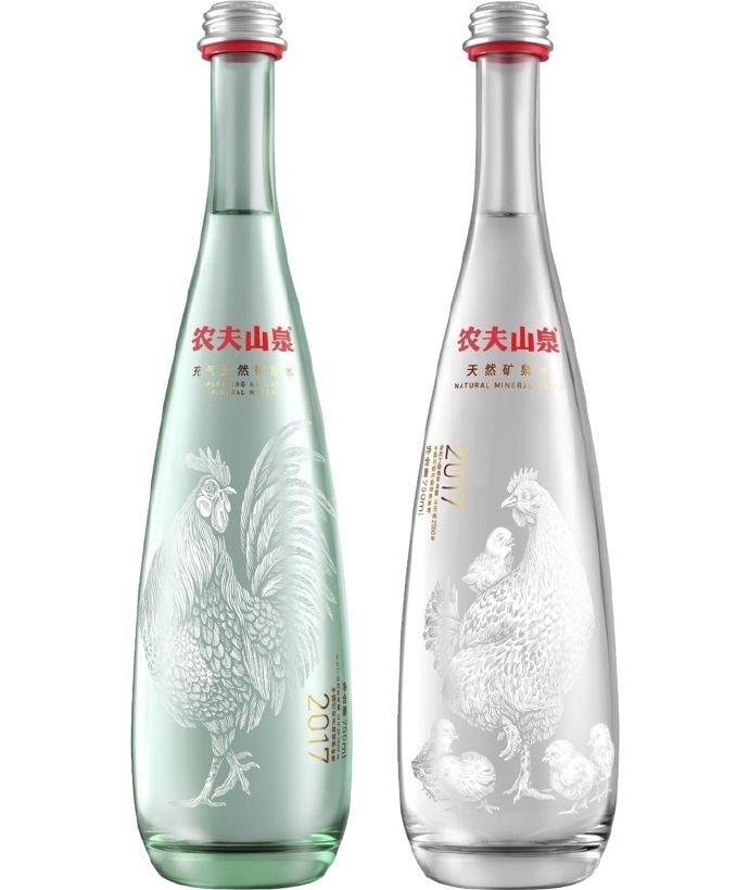 1 鸡年农夫山泉包装设计