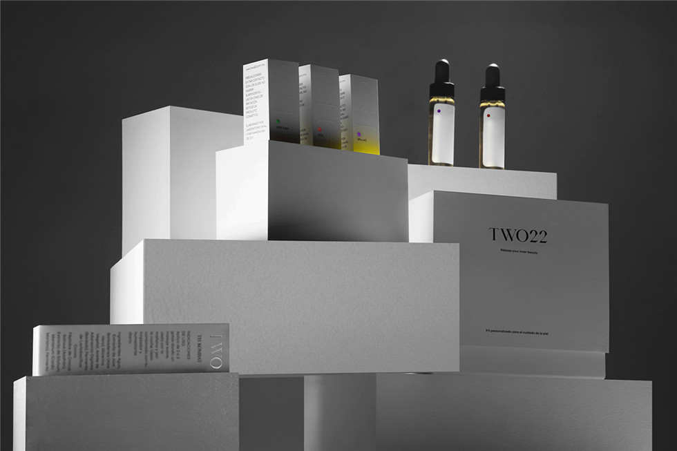 TWO22护肤品产品包装设计